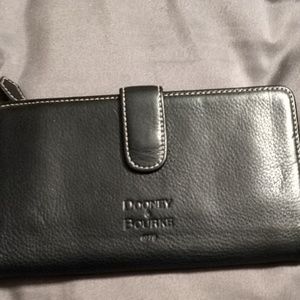 Dooney wallet